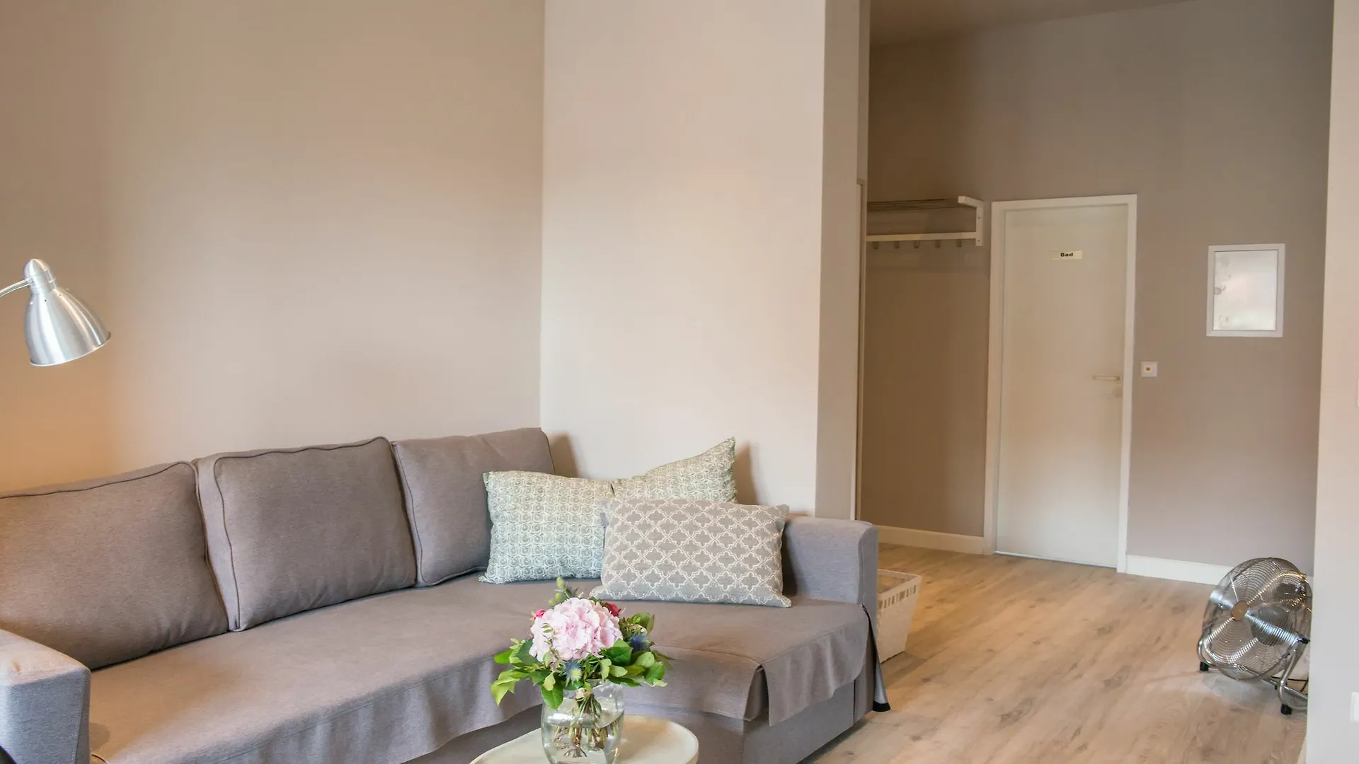 Limehome Berlin Chausseestrasse 0*,